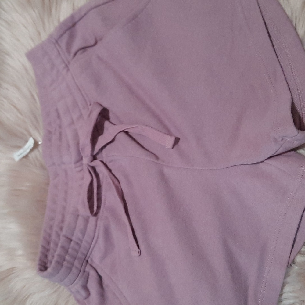 Nwt bozzolo purple jogger shorts size small